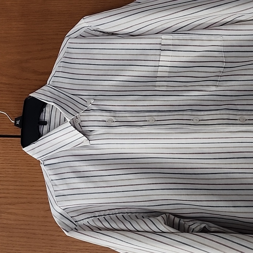 Men's long sleeve dress shirt